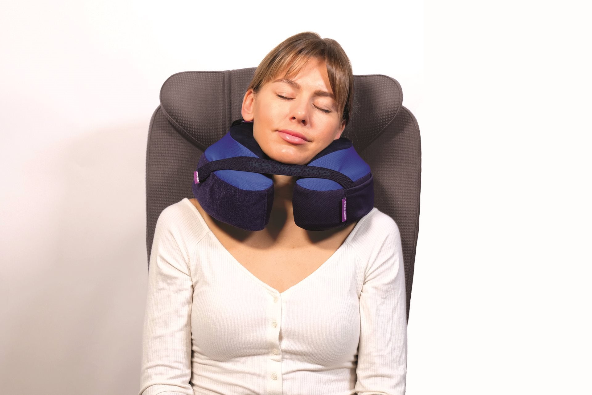 Cabeau Evolution TNE S3 - Blue/Navy - Sydney Nekkussen - Reisartikelen-nl