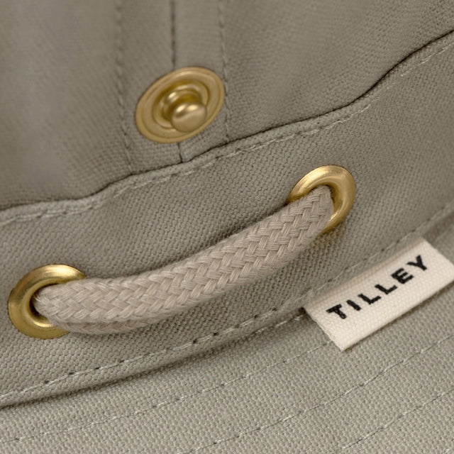 Tilley The Classic T3 - Zonnehoed - 7 1/8 - Khaki Hoed - Reisartikelen-nl