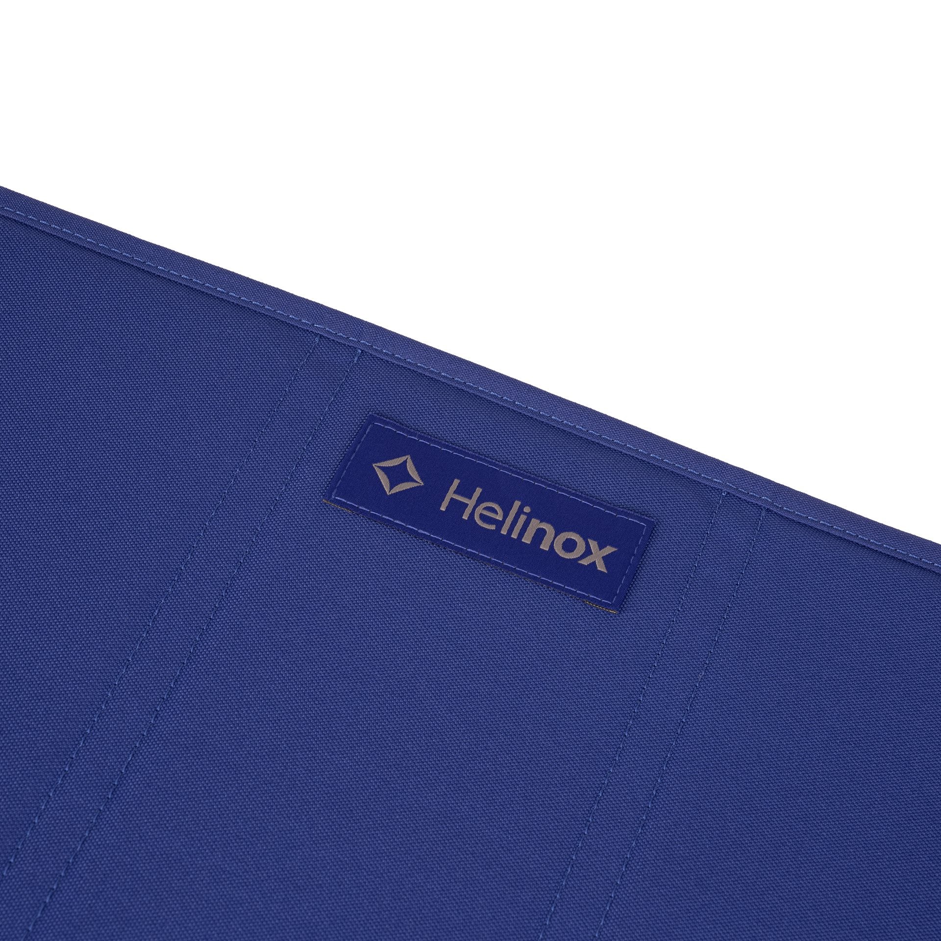 Helinox Table One  Hard Top - Kampeertafel Medium- Cobalt Campingtafel - Reisartikelen-nl
