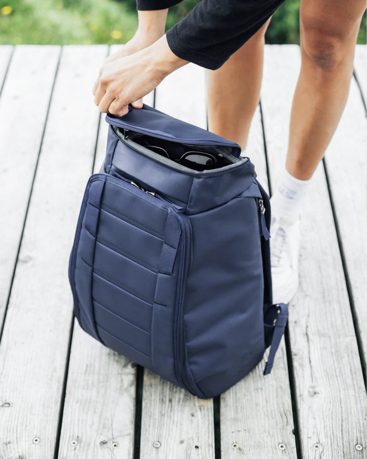 DB Journey Hugger Backpack - 25L - Blue Hour Handbagage Rugzak - Reisartikelen-nl